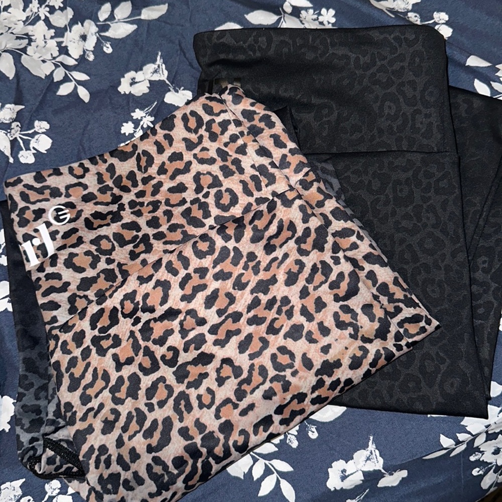 Grrrl Clothing leggings. Leopard set